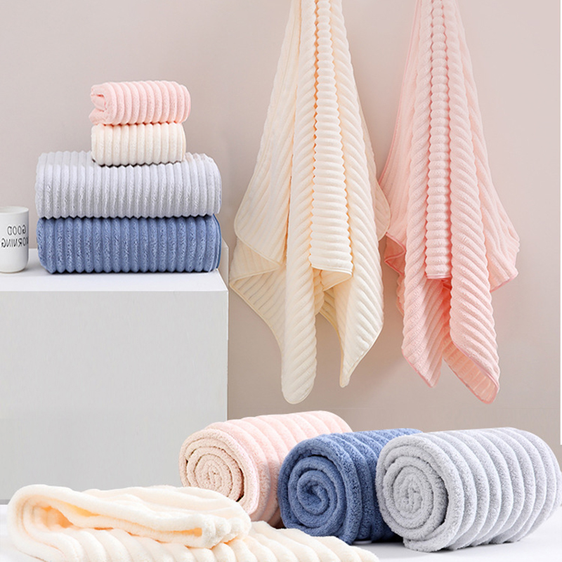 1 meter Retro Embossed Flowers - Home Textiles Importers In Usa recension och pris